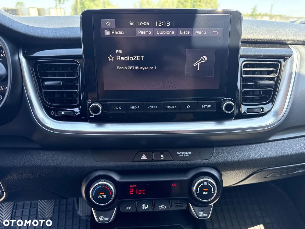 Kia Stonic 1.0 T-GDI MHEV L - 23