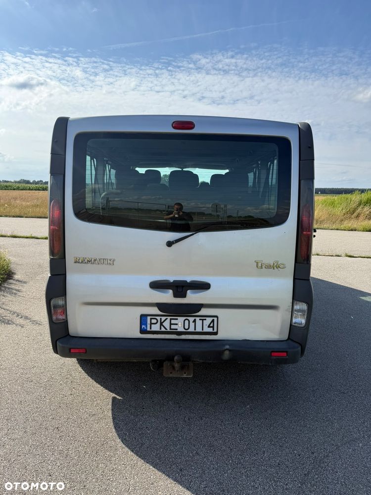 Renault Trafic Passenger - 6
