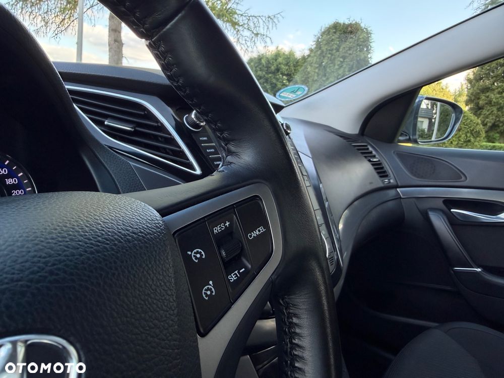 Hyundai i40 i40cw 1.6 Fifa World Cup Edition - 40