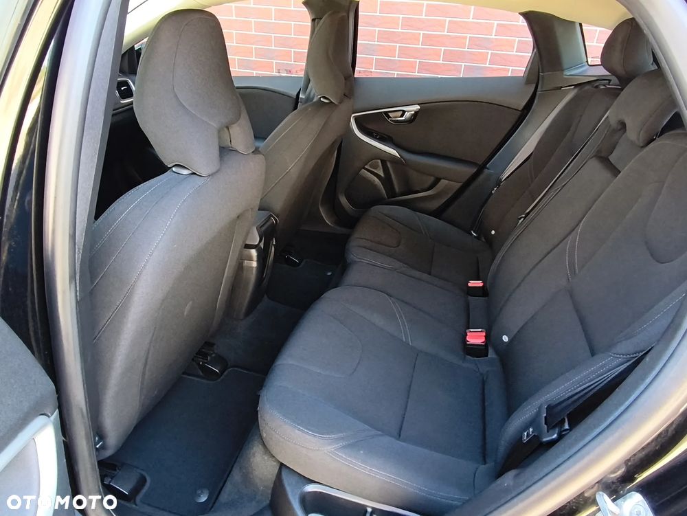 Volvo V40 - 12