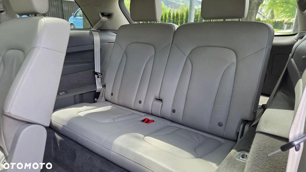 Audi Q7 - 12