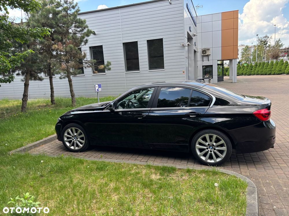 BMW Seria 3 318i - 2