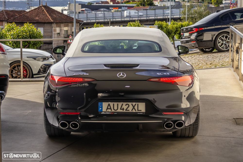Mercedes-Benz SL 43 AMG - 7