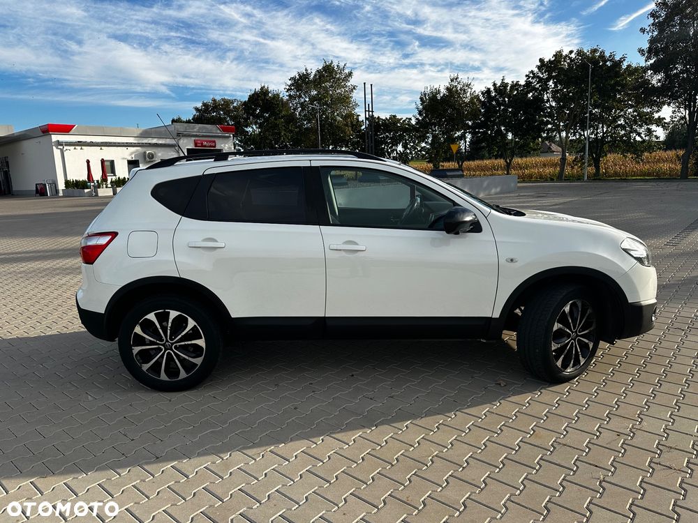 Nissan Qashqai 2013 photo 4