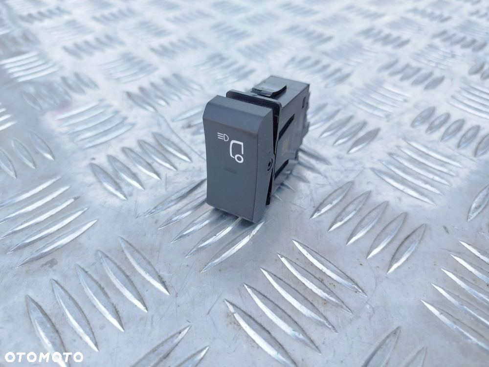 PRZEŁĄCZNIK OŚWIETLENIA XF 106 LIFT - 1