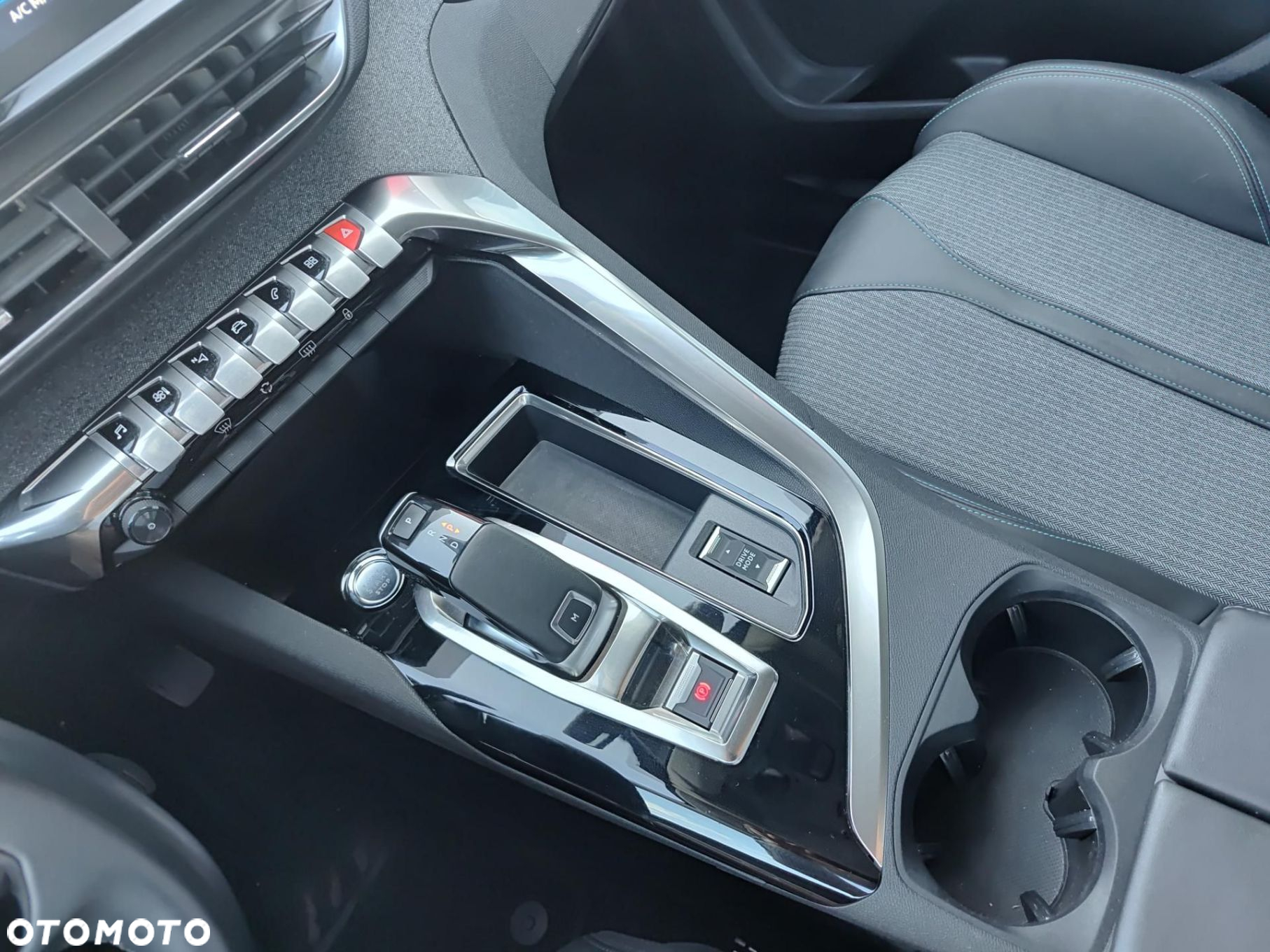 Peugeot 3008 - 40