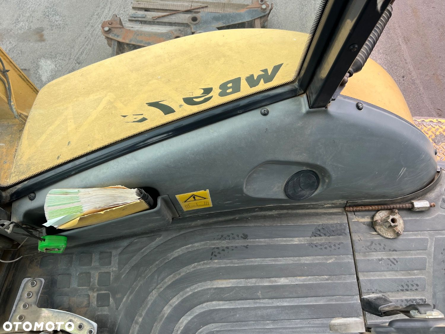 Komatsu Wb975 4X4 - 24