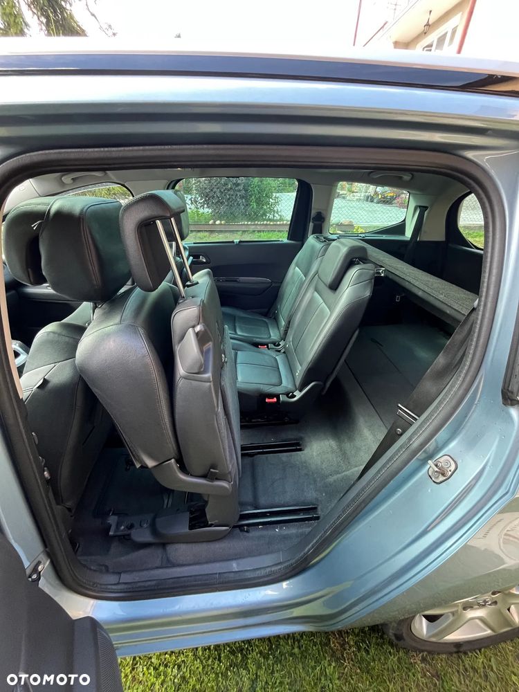 Peugeot 5008 2.0 HDi Premium + - 8