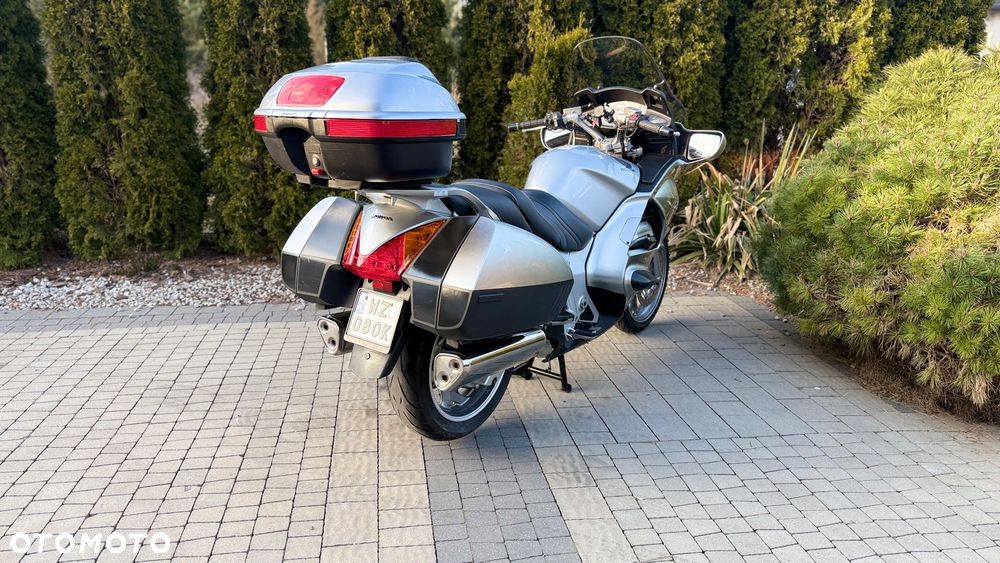 Honda ST - 13