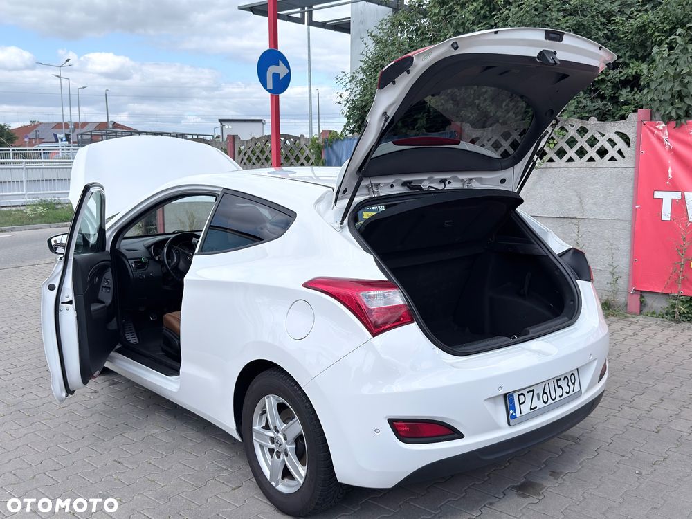 Hyundai i30 1.6 CRDi Premium - 31