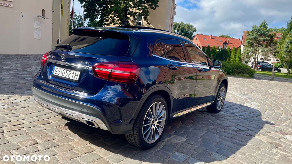 Mercedes-Benz GLA 250 4-Matic AMG Line - 4