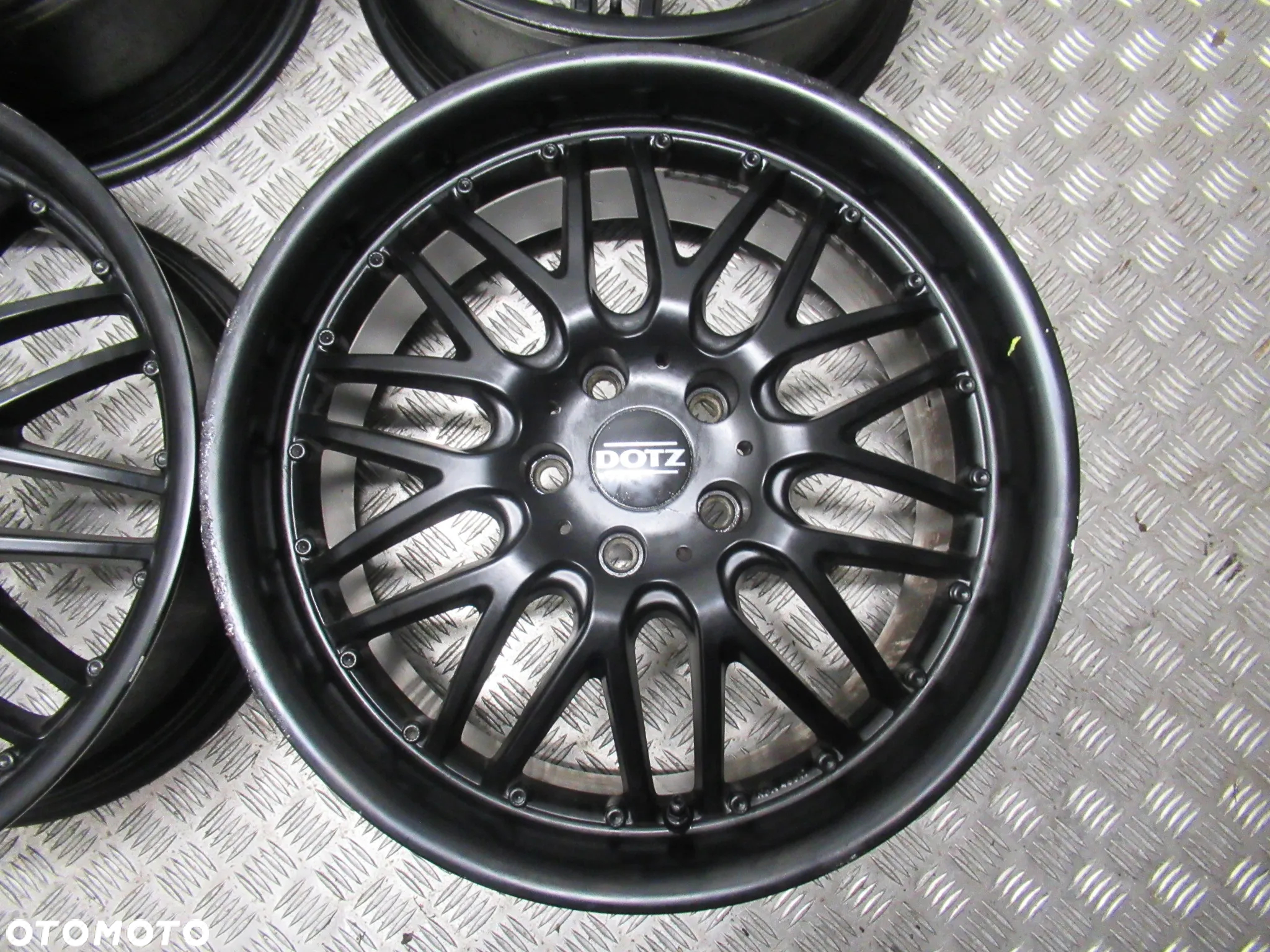 Felgi DOTZ Vw Audi Seat Skoda Mercedes 8Jx18 et35 5x112 - 2