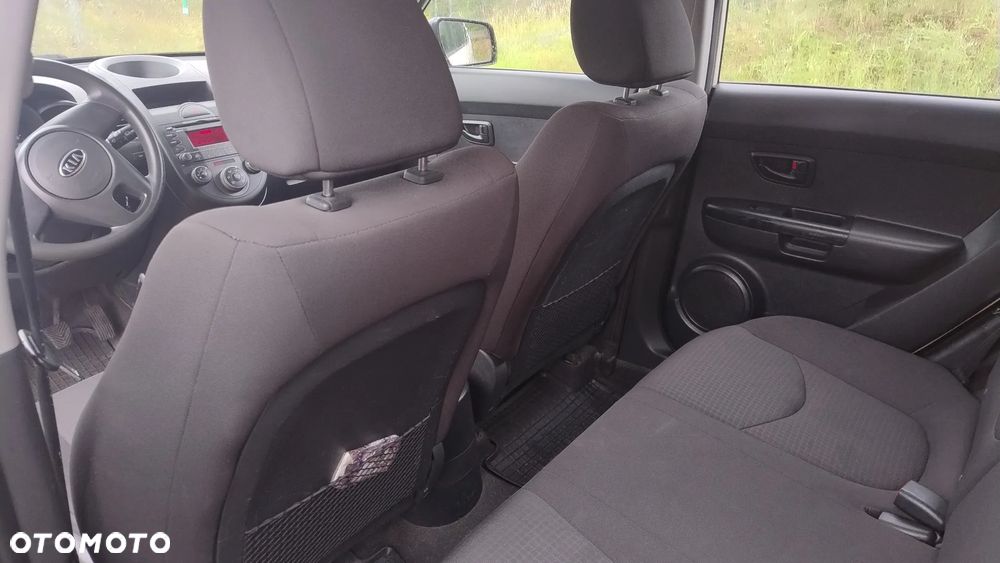 Kia Soul 1.6 L - 17