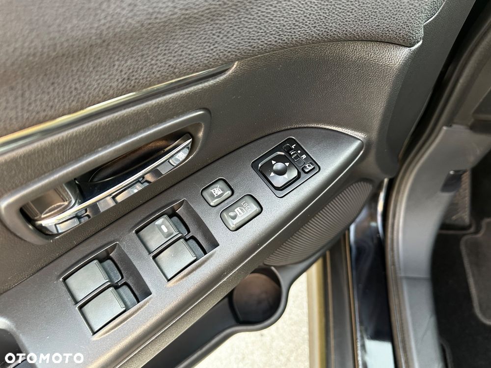 Mitsubishi ASX - 14
