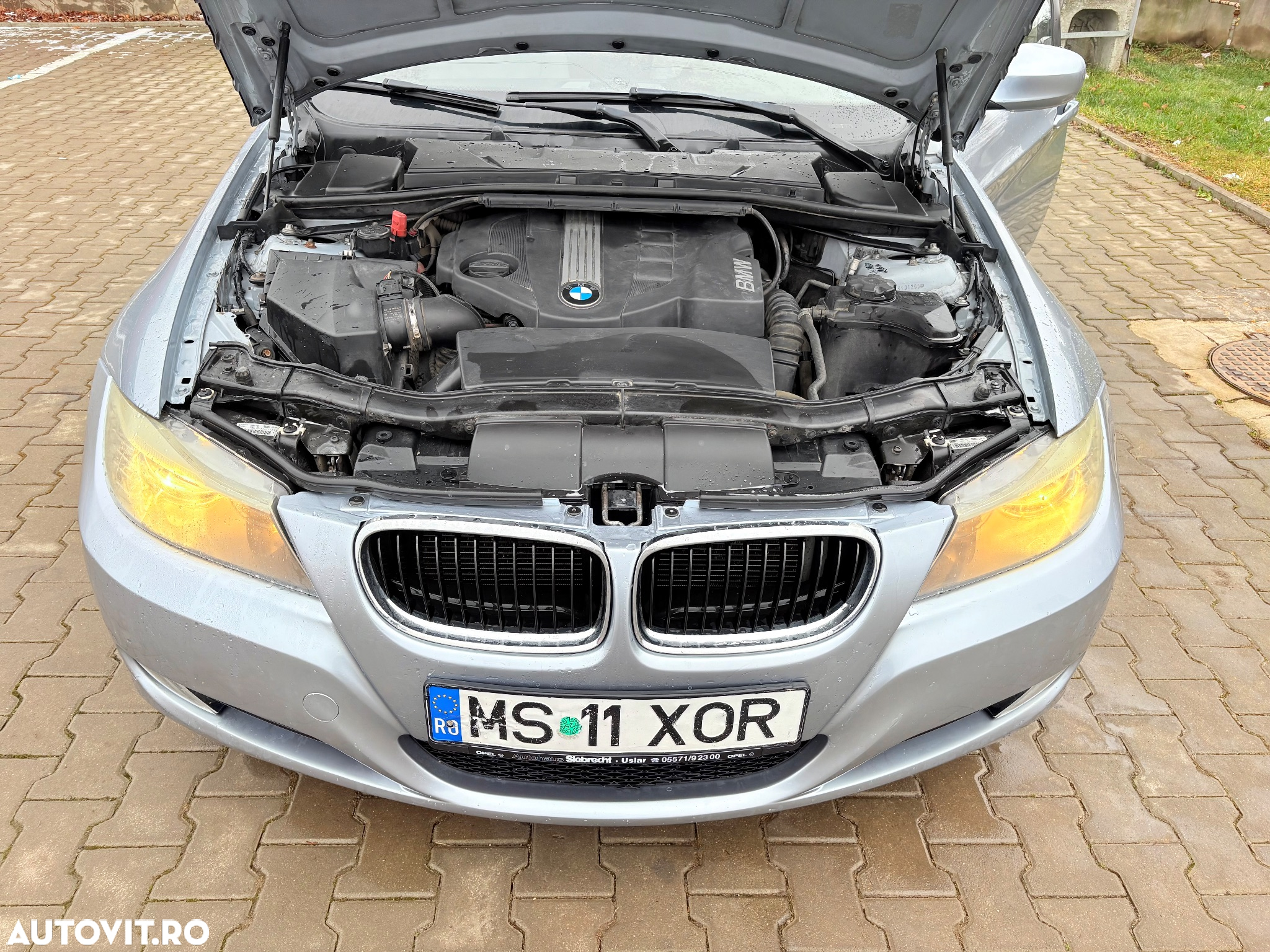 BMW Seria 3 318d - 15
