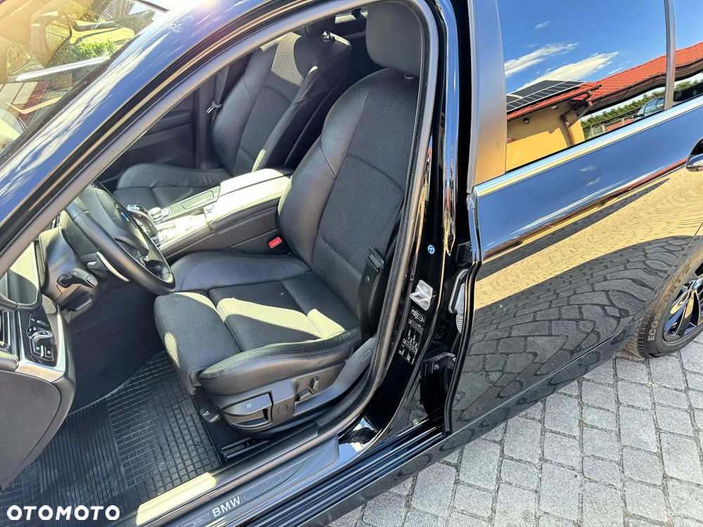 BMW Seria 5 520d - 17