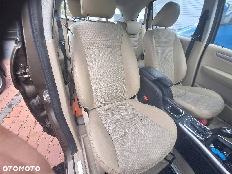 FOTELE KOMPLET LEWY PRAWY KANAPA TYŁ BOCZKI MERCEDES-BENZ W245 08-11r - 1