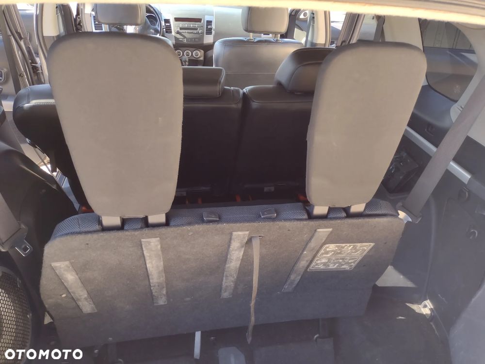 Mitsubishi Outlander 2.0 DID Instyle - 8