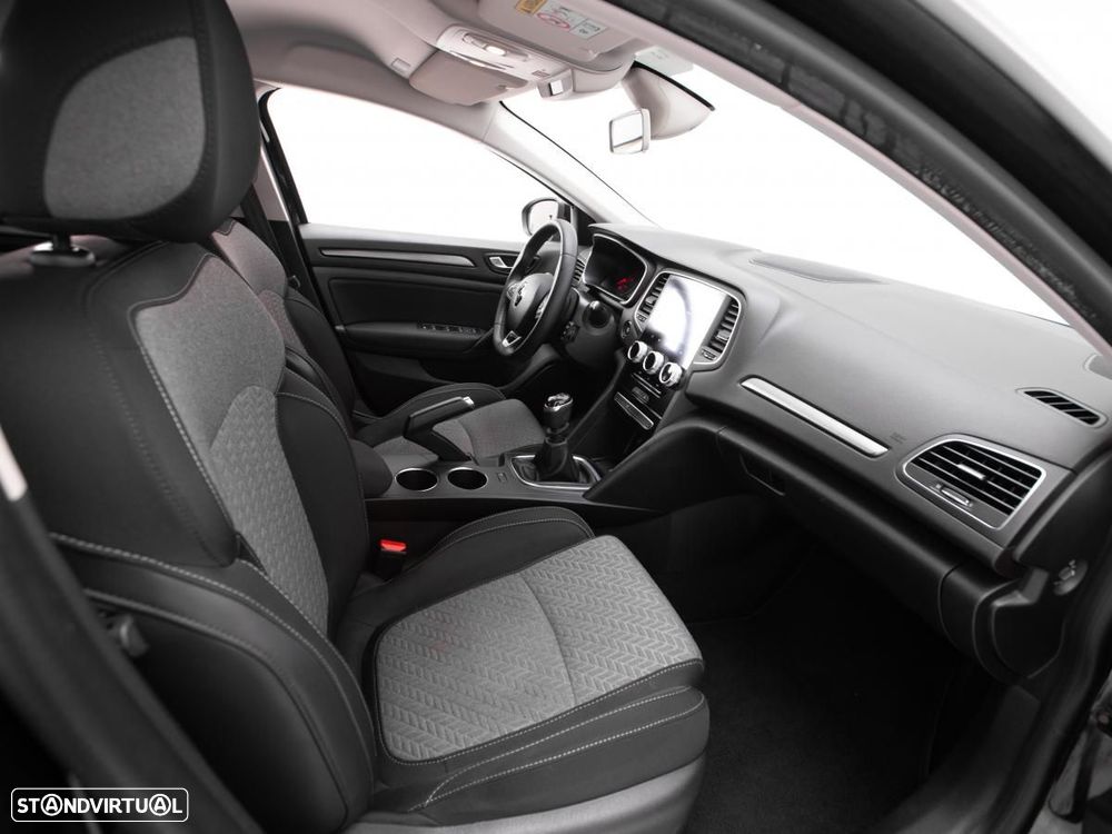 Renault Mégane 1.5 Blue dCi Limited - 9