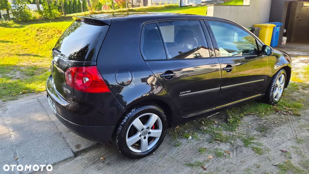 Volkswagen Golf - 3