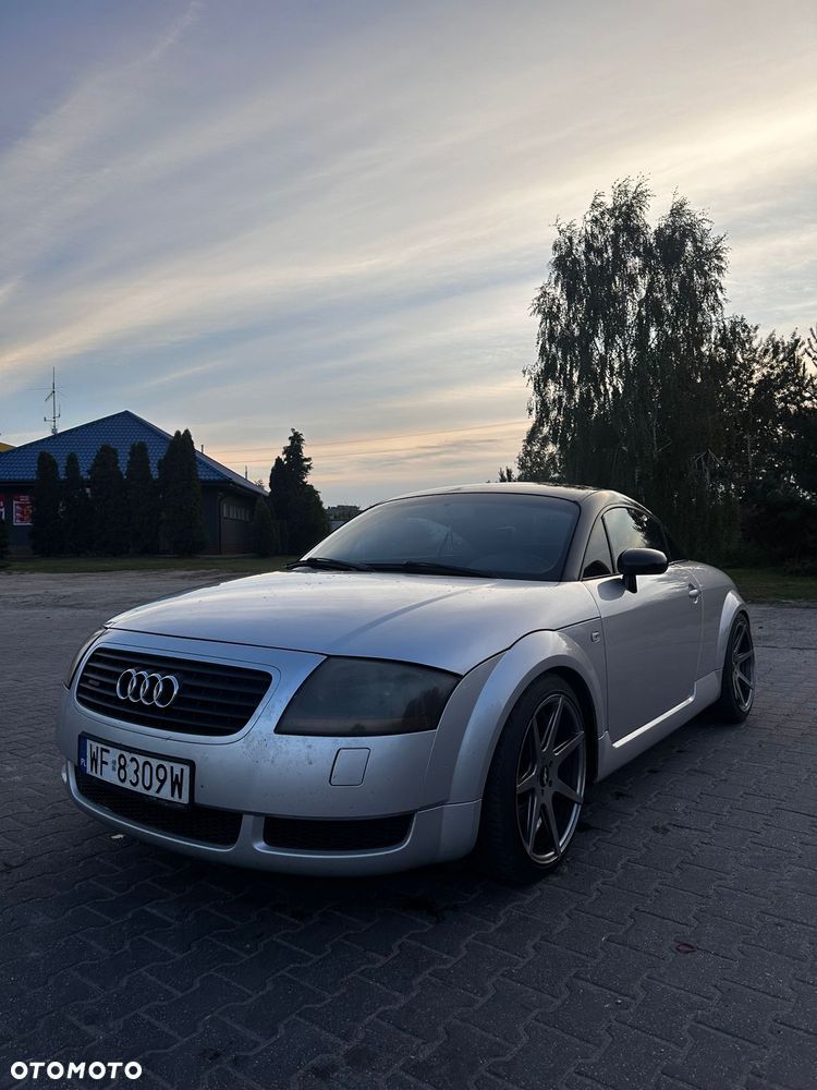 Audi TT Coupé 1.8T Quattro - 8