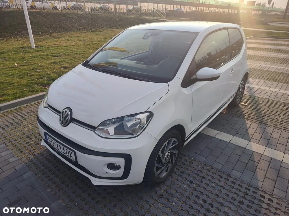 Volkswagen up! sound - 3