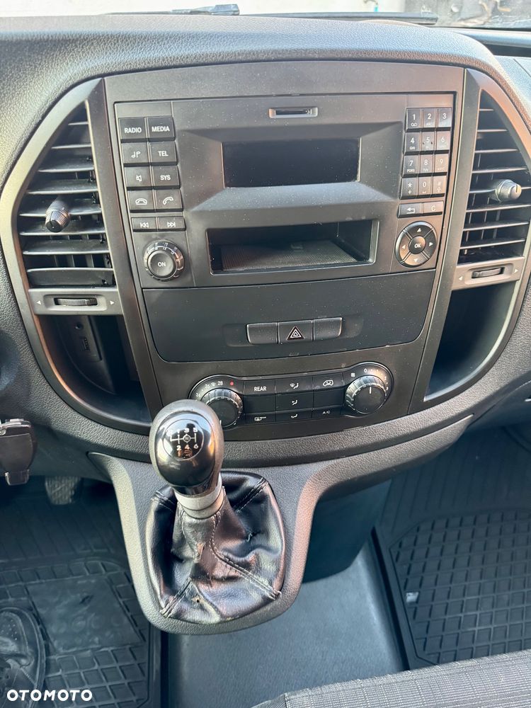 Mercedes-Benz Vito - 12