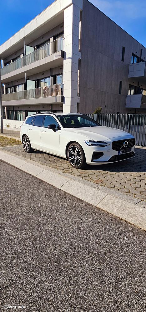 Volvo V60 2.0 T6 AWD TE R-Design - 1
