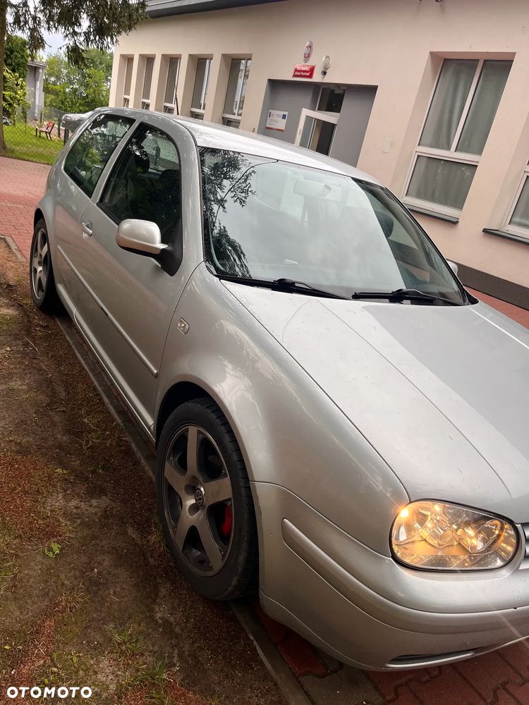 Volkswagen Golf 1.6 Comfortline - 2