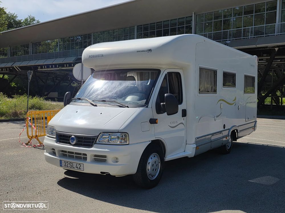 Mobilvetta Icaro P6 frigorífico grande + Forno - 38