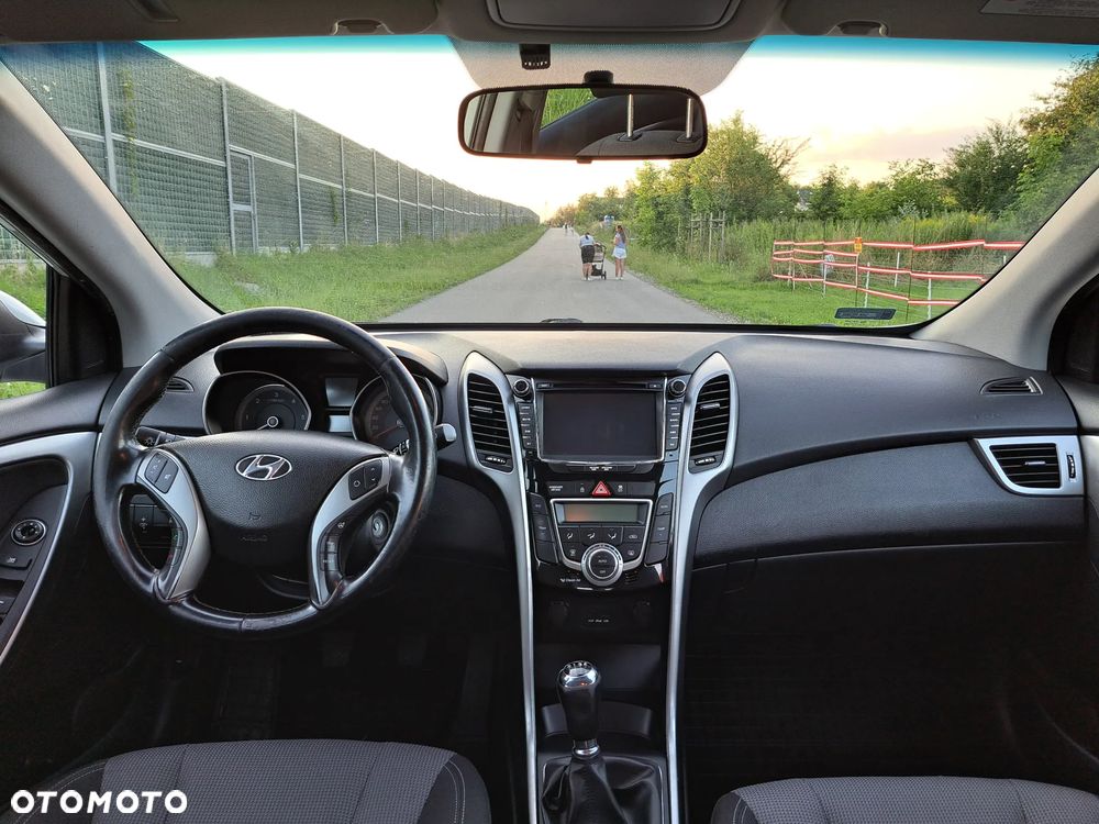 Hyundai i30 1.6 CRDi Comfort - 13