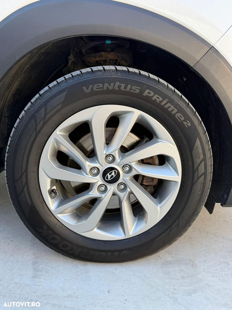 Hyundai Tucson - 16