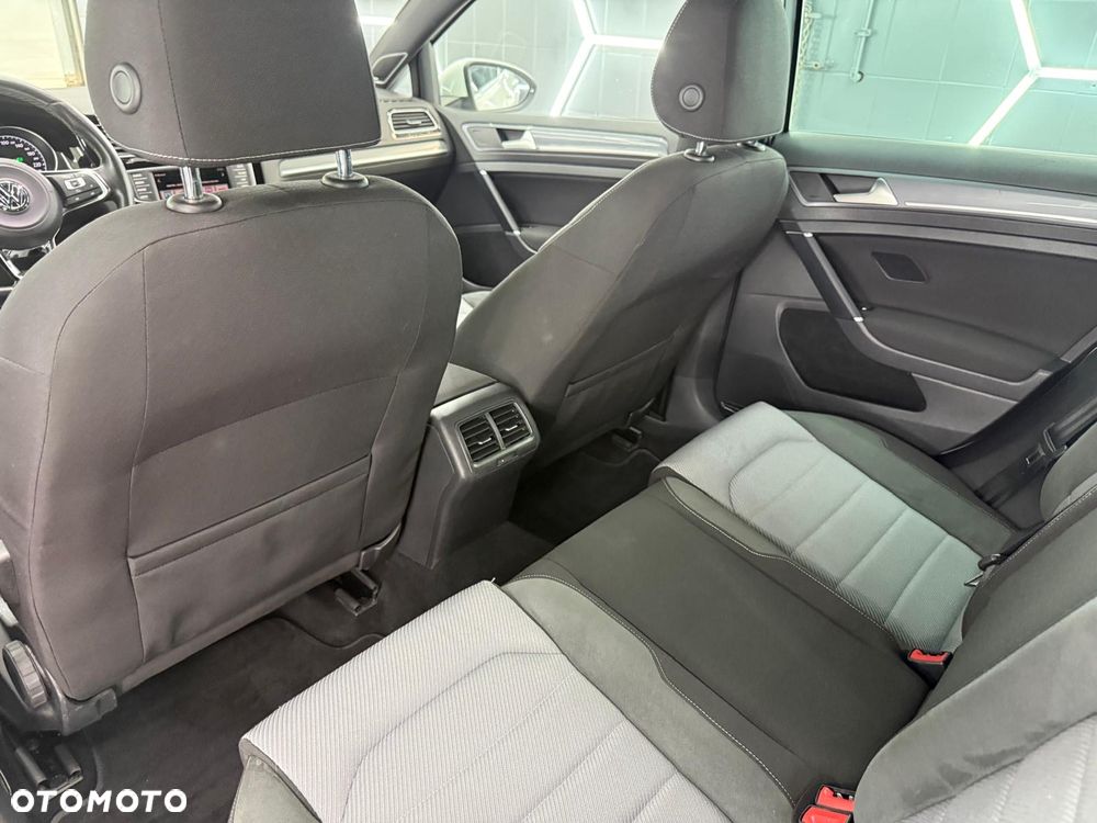Volkswagen Golf 1.4 TSI BlueMotion Technology DSG Highline - 26