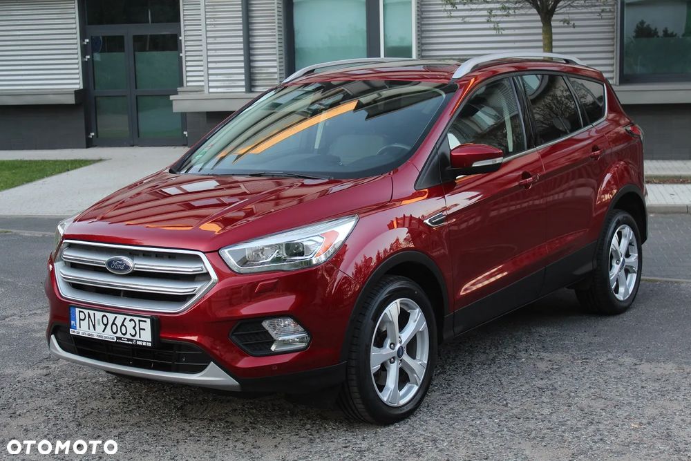 Ford Kuga 2.0 TDCi 2x4 Titanium - 5
