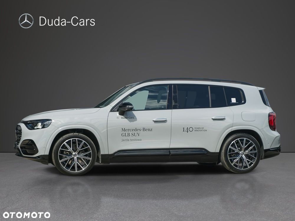 Mercedes-Benz GLB - 4