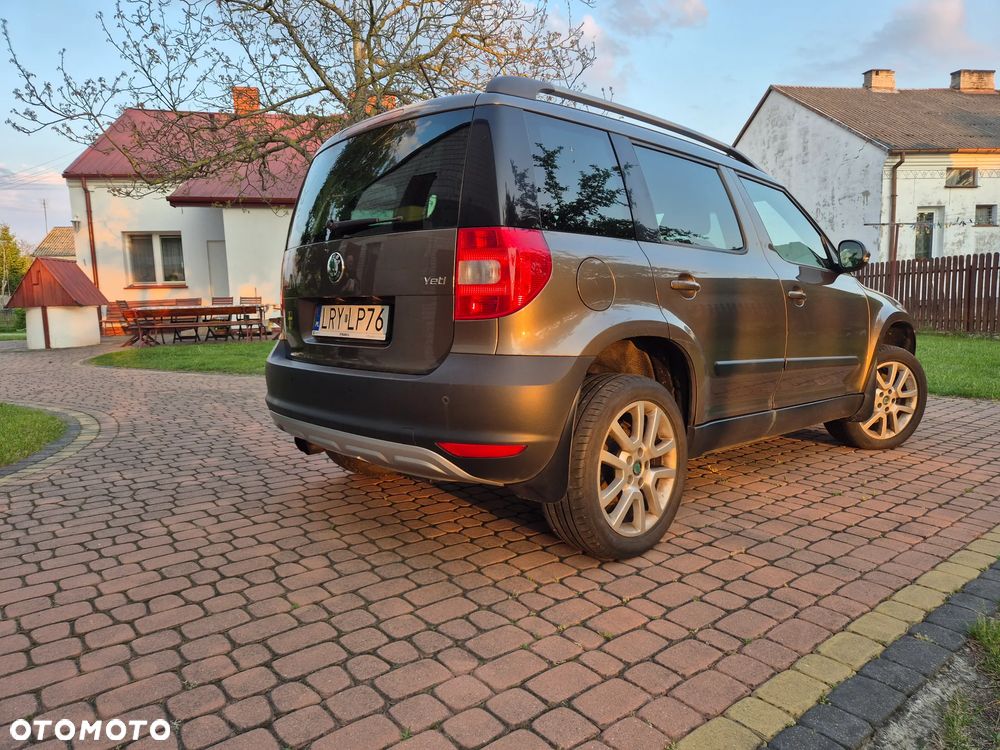 Skoda Yeti 2.0 TDI DPF 4x4 Elegance - 3
