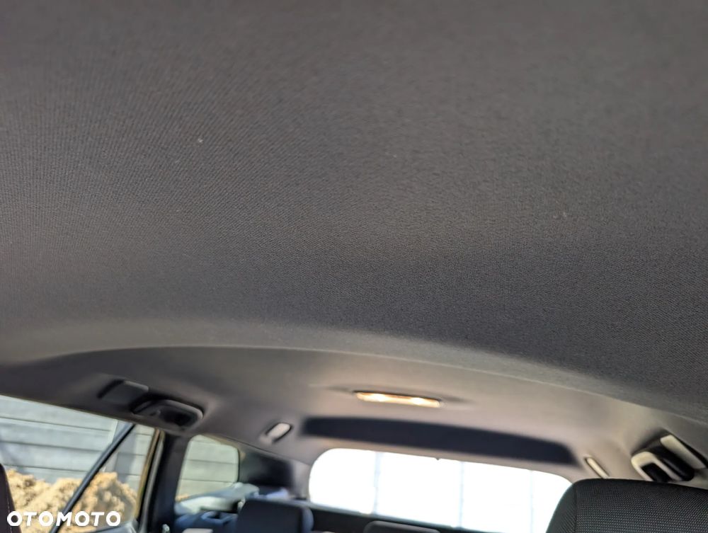 Toyota Corolla - 18