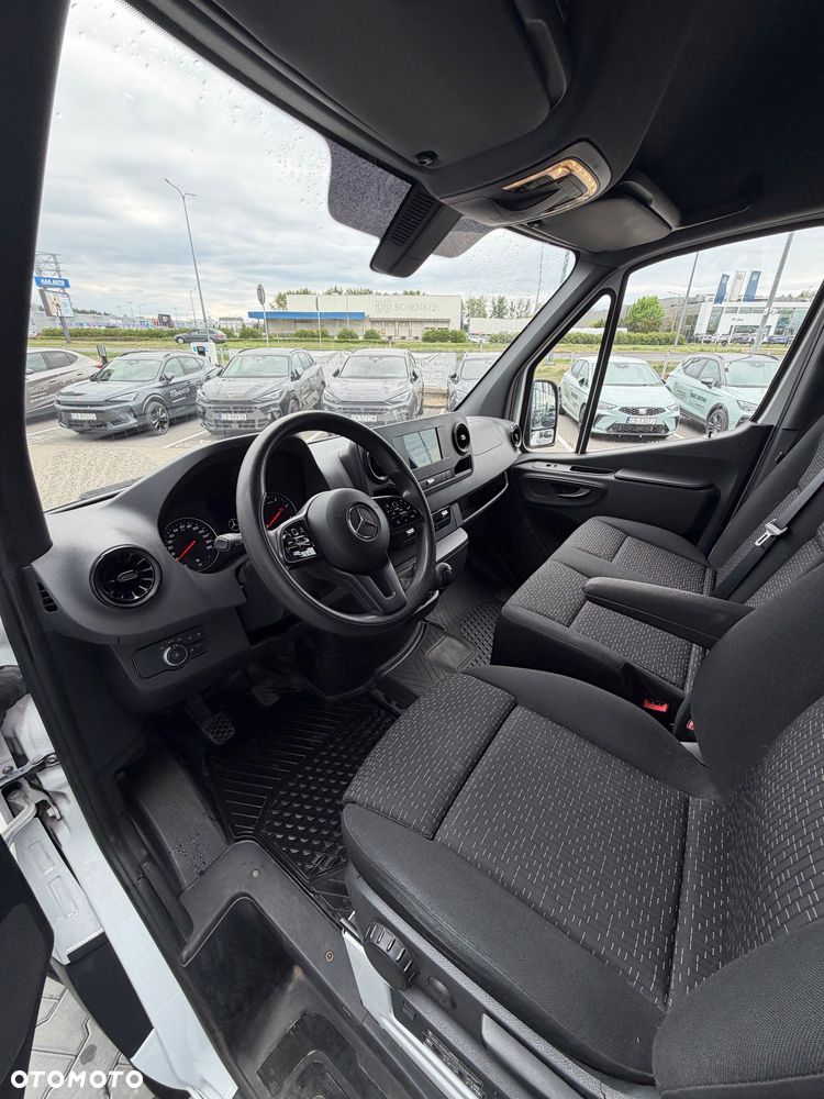 Mercedes-Benz Sprinter L4H2 - 20
