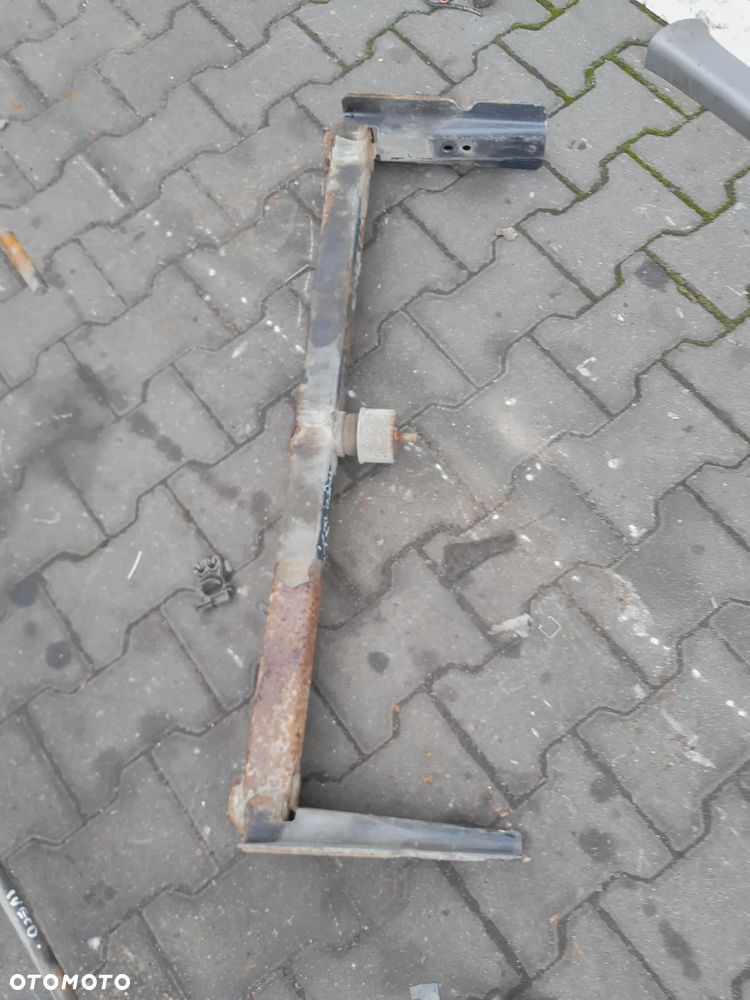 Belka pod skrzynie Iveco Daily 3.0 HPI E5 - 2