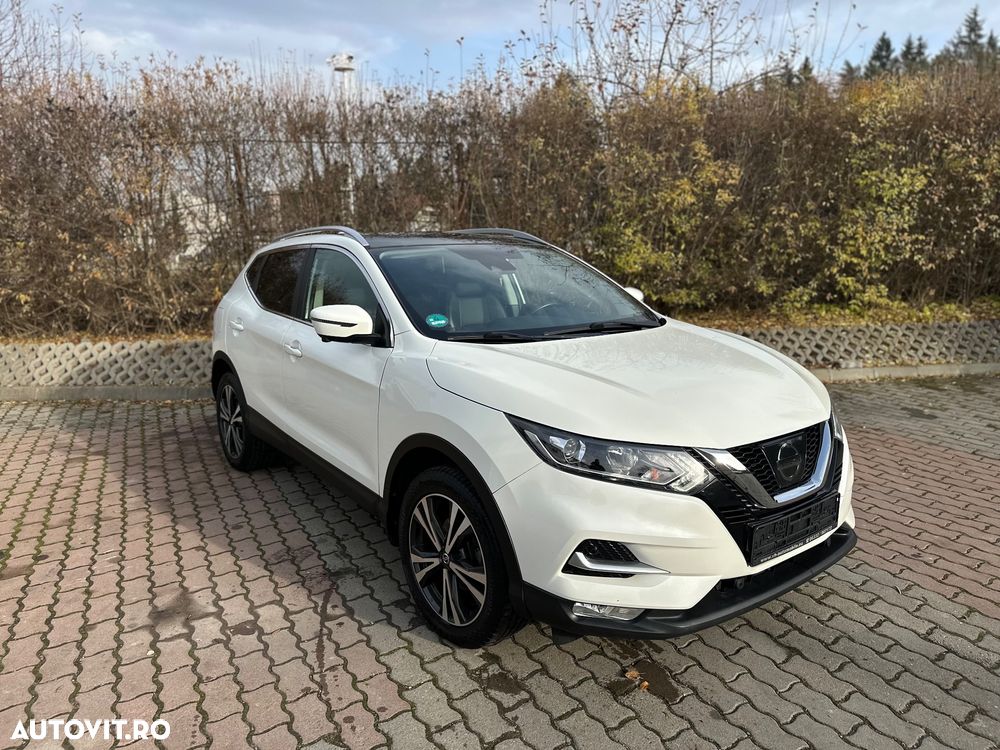 Nissan Qashqai DIG-T Start/Stop Tekna - 2