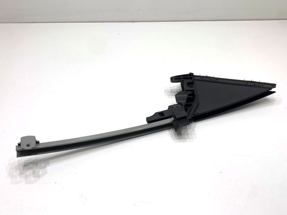 PROWADNICA SZYBY DRZWI LEWY TYŁ  LEXUS LBX (_AYH1_, _AYA1_) 2023 - Hybrid 100 kW [136 KM] Hybryda - 2