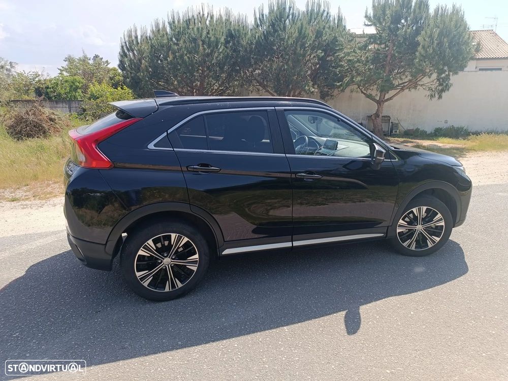 Mitsubishi Eclipse Cross 1.5 MIVEC Intense CVT - 2