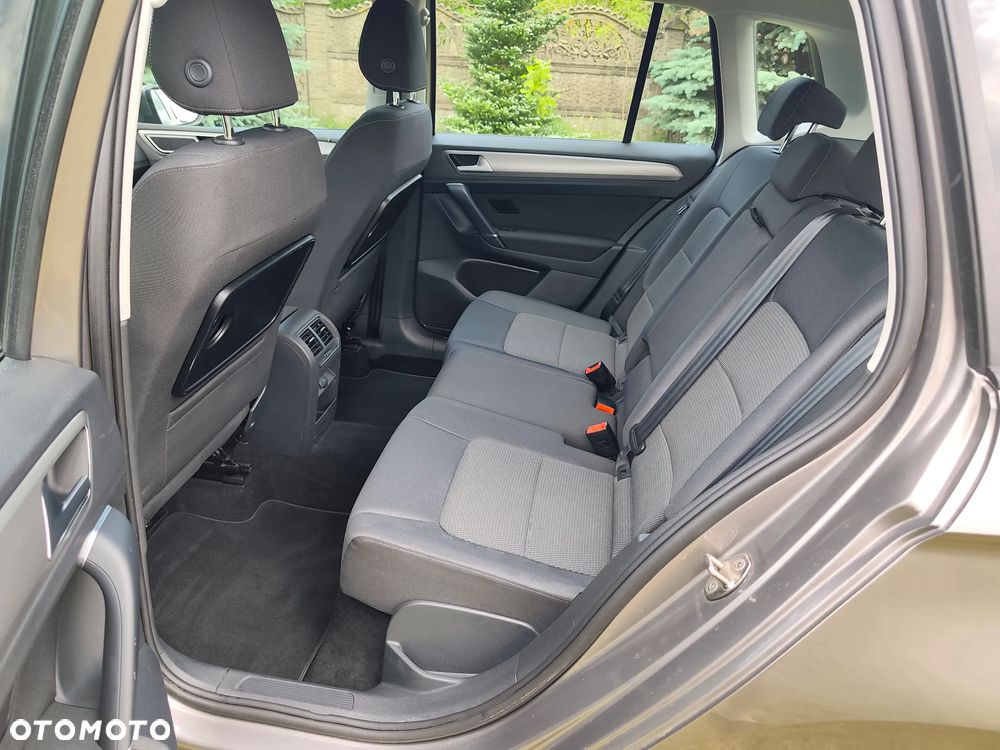 Volkswagen Golf Sportsvan - 32