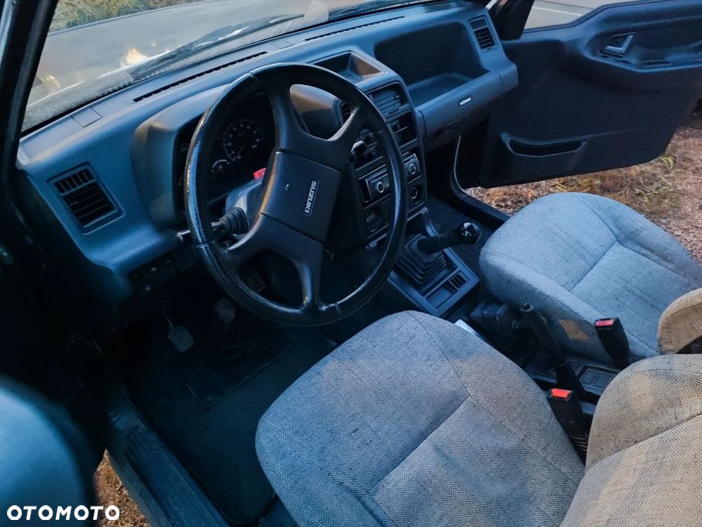 Suzuki Vitara 1.6 JX Long - 9