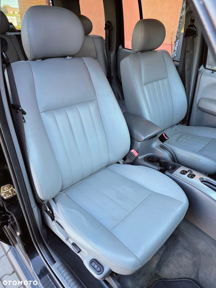 Jeep Cherokee 2.8 CRD Limited - 33