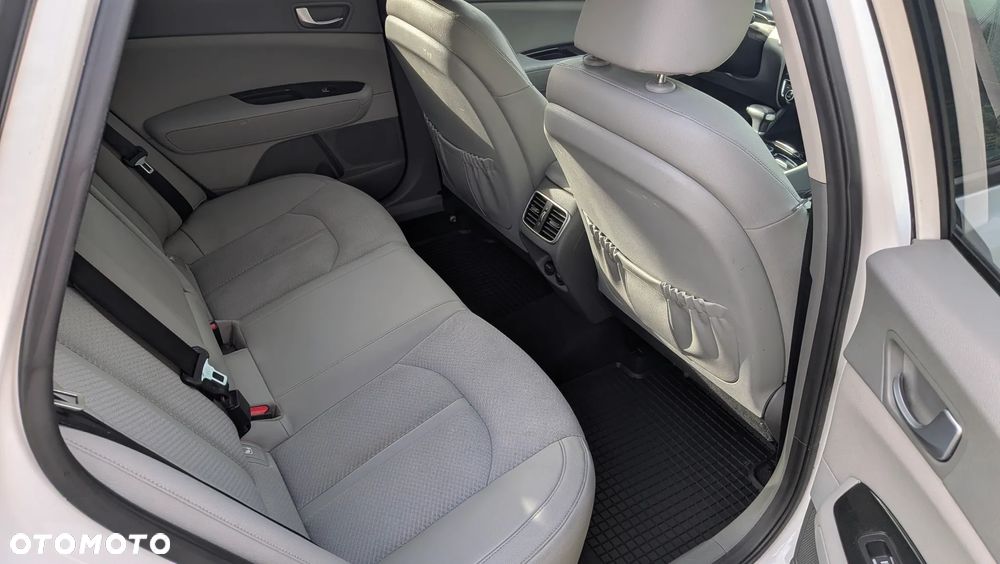 Kia Optima 1.7 CRDI XL DCT - 14