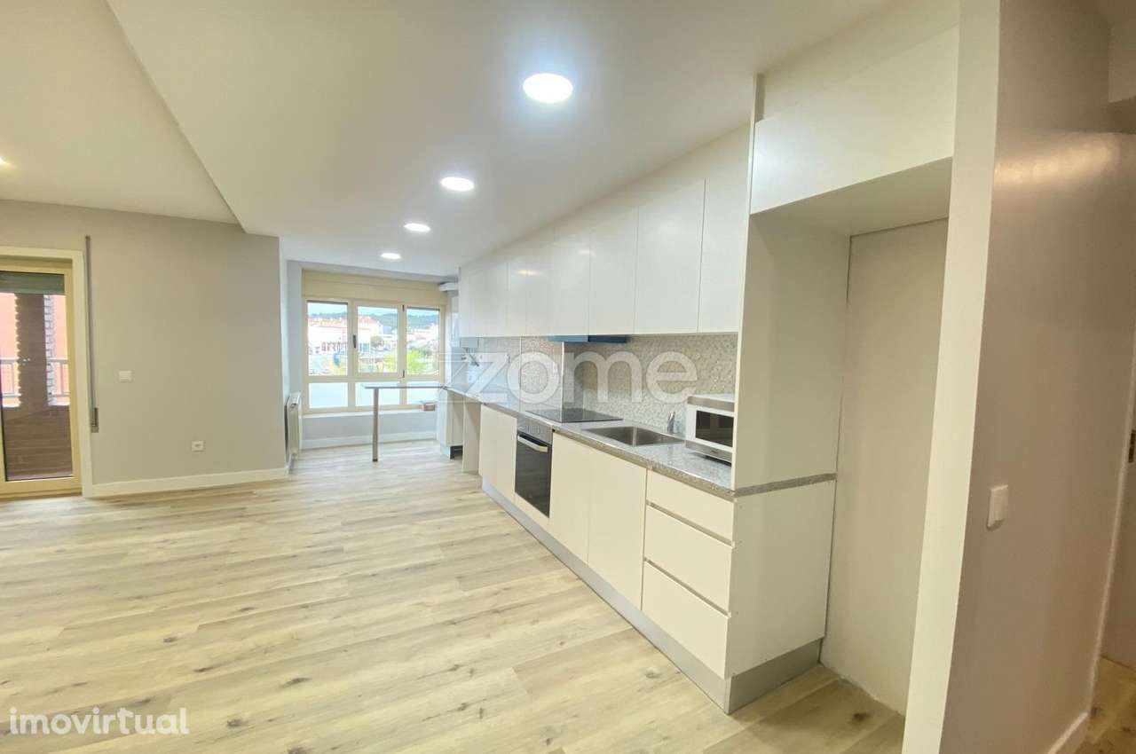 Apartamento Renovado T3 com Vista Panorâmica em Chaves - Grande imagem: 2/16
