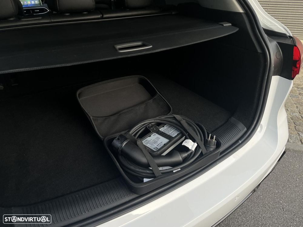 MG EHS 1.5 T-GDI Plug-in Hybrid Luxury - 23