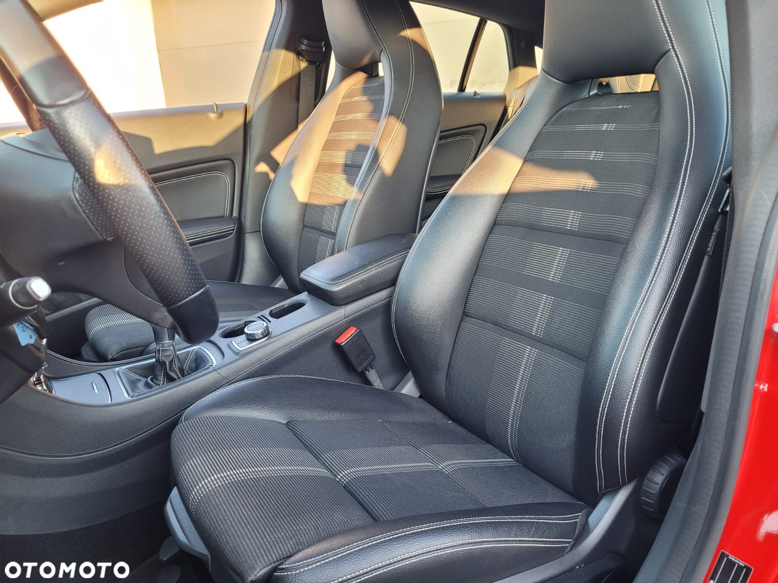 Mercedes-Benz CLA Shooting Brake 200 (CDI) d - 2