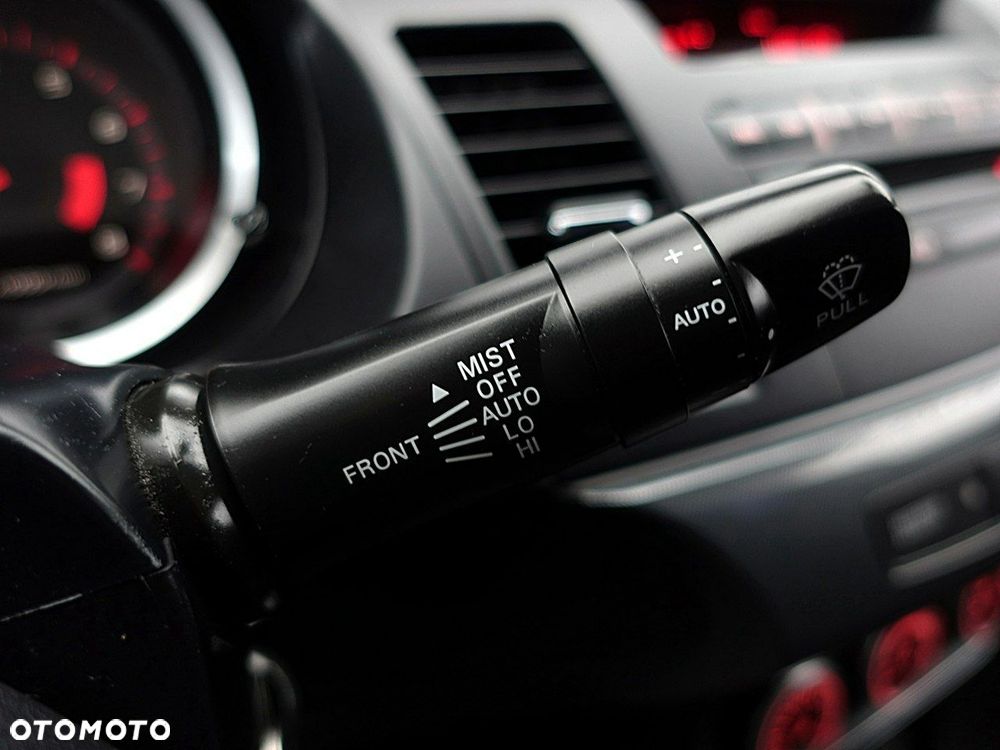 Mitsubishi Lancer - 31